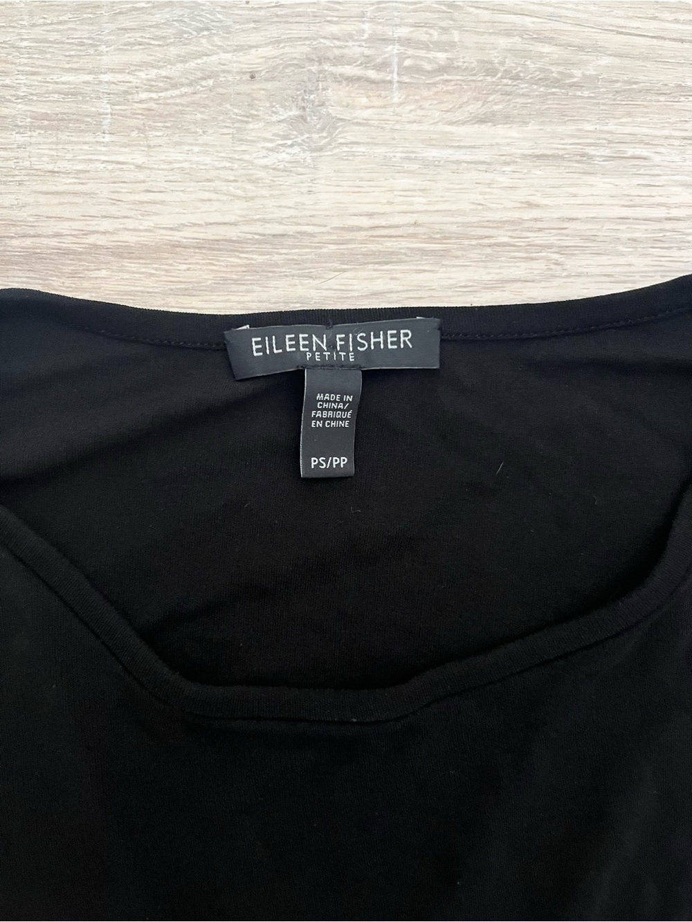 Eileen Fisher Women’s 100% Silk Long Sleeve Top - Size Small Petite - Picture 2 of 4